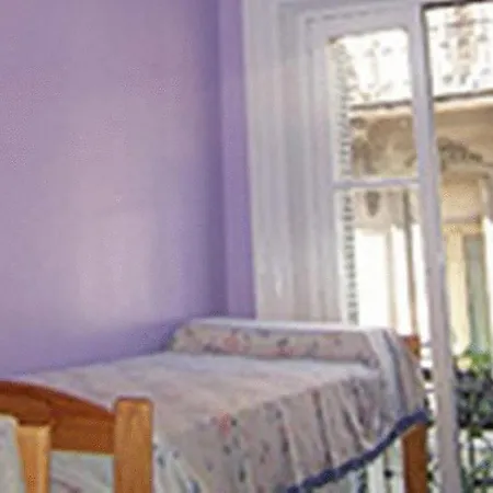 Hostel Downtownmate-2